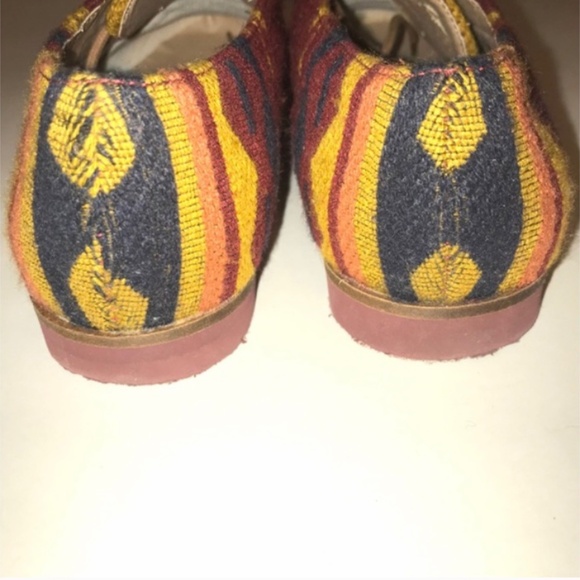 Steve Madden Jazie Aztec Tapestry Colorful Oxfords Shoes Lace up Flats Size 6.5 - Picture 6 of 11